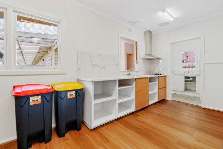 Double Room Ensuite - Photo 4