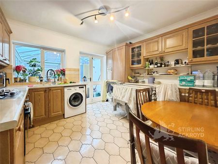 Haydon Place, Guildford, Surrey, GU1 4NE - Photo 4