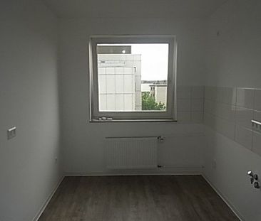 Am Mittellandkanal: renovierte 2-Zimmer-Wohnung 55,54m² sofort verf... - Foto 4