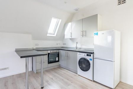 2 bedroom apartment to rent - Photo 5