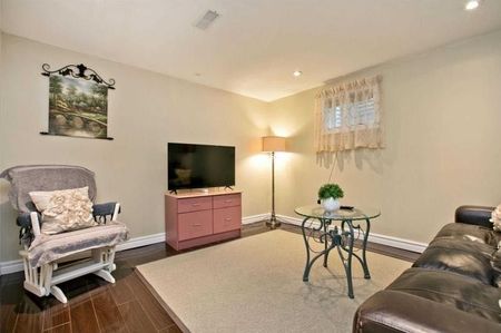 For Lease - 40 Mintwood Drive Unit# Bsmt, Toronto, Ontario - Photo 4