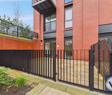 2 bedroom townhouse to rent - Photo 5