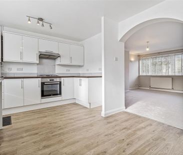 3 bedroom terraced house to rent - Photo 6