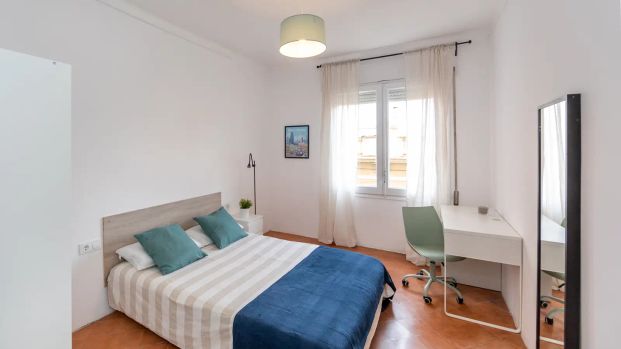 Shared apartment in Barcelona - Photo 1
