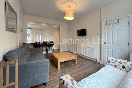 4 Bedroom End Terraced House for rent in Thornville Row - Photo 3