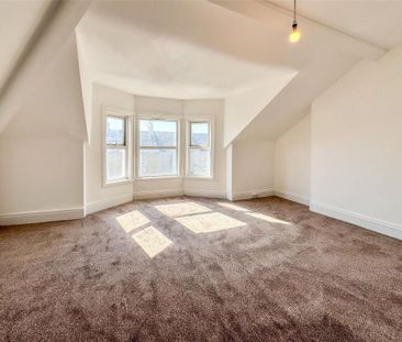 3 bedroom end of terrace house to rent - Photo 6