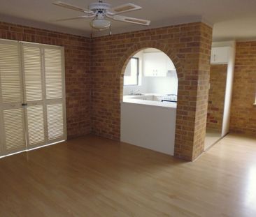 Good size and close to The Jucntion shopping precinct. - Photo 2