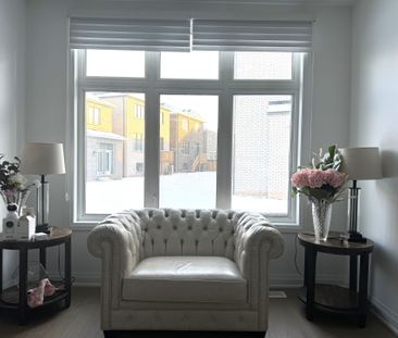 For Lease - 3036 William Cutmore Boulevard Unit# Master, Oakville, ... - Photo 2