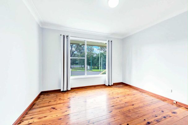 Spacious 3-Bedroom Home in Prime Location - Photo 1