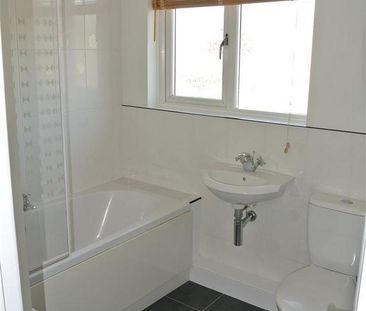 1 bedroom semi-detached house to rent - Photo 6