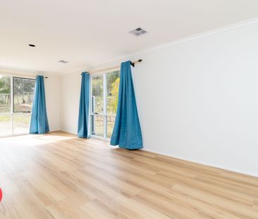 135 The Mountain Road, Bungendore NSW 2621 - House For Rent | Domain - Photo 4