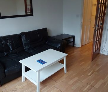 2 Bed Terraced House, Beaumont Walk, LE4 - Photo 1