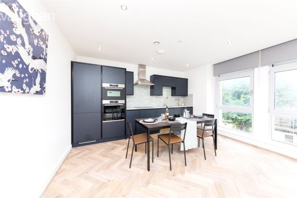 2 bedroom property to rent - Photo 1
