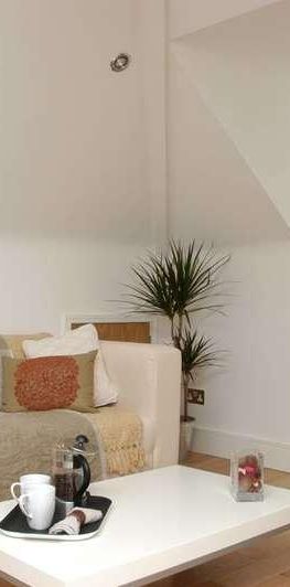 Lodge Lane, Finchley, N12 - Photo 1