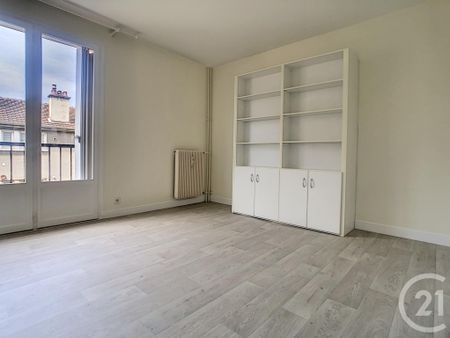 Location Appartement 3 pièces 55m² TROYES 10000 - Photo 2