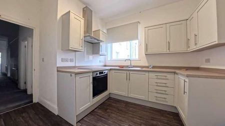 Oxford Street, Weston-super-mare, BS23 - Photo 5