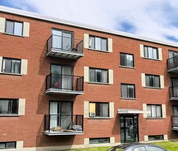 BEAU 4½ RÉNOVÉ|INTERNET | 1 MOIS GRATUIT - Photo 3