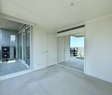 3103/63 Whiteman Street - Photo 5