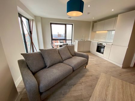 2 Bed Penthouse, Cross Green Lane, LS9 - Photo 4