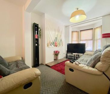 33 St Albans Gardens, Belfast, BT9 5DR - Photo 1