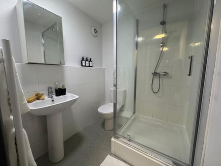 1 bedroom apartment to rent - Photo 5