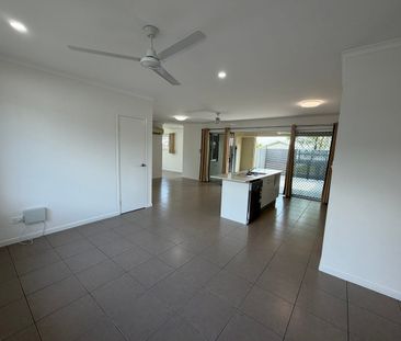 WONDERFUL FAMILY HOME – METICULOUSLY MAINTAINED - Photo 4