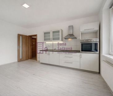 Pronájem bytu 1+kk a garsoniéry 23 m², sídliště Vajgar 531, Jindřic... - Photo 1
