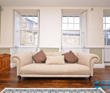 3 bedroom flat to rent - Photo 3