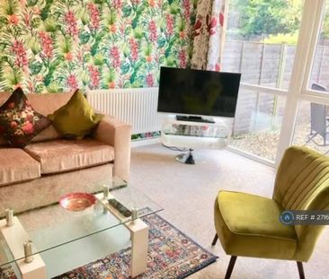 3 bedroom terraced house to rent - Photo 4