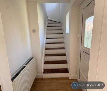 3 bedroom end of terrace house to rent - Photo 6
