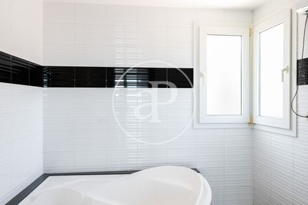 House for Rent in Sant Gervasi - Photo 4