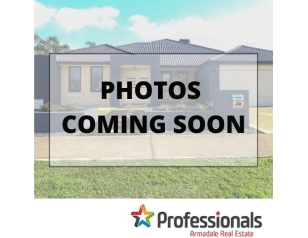 4/9 Gladstone Road, Armadale WA 6112 - Photo 1