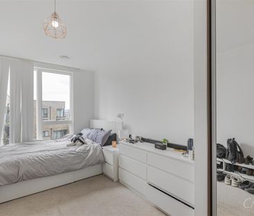 Lamington Heights, 8 Madeira Street, London - Photo 6