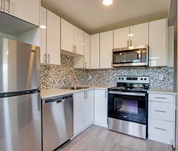 65 & 75 Windermere Ave. — Bachelor - Photo 2