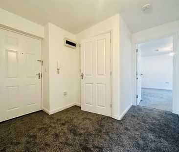 2 bedroom ground floor flat to rent - Photo 4