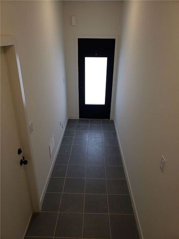 For Lease - 369 Essa Road Unit# 67, Barrie, Ontario - Photo 3