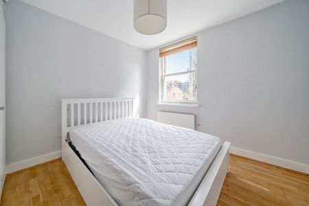 Reynolds Road, London, W4 - Photo 4