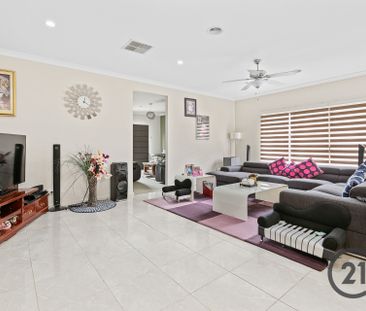 Beautiful Home with All the Extra's&excl; - Photo 5