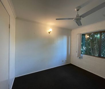 4 Farrell Court, Beaconsfield, Qld 4740 - Photo 2