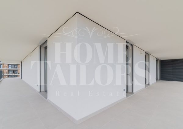 Apartamento T4 em Lisboa