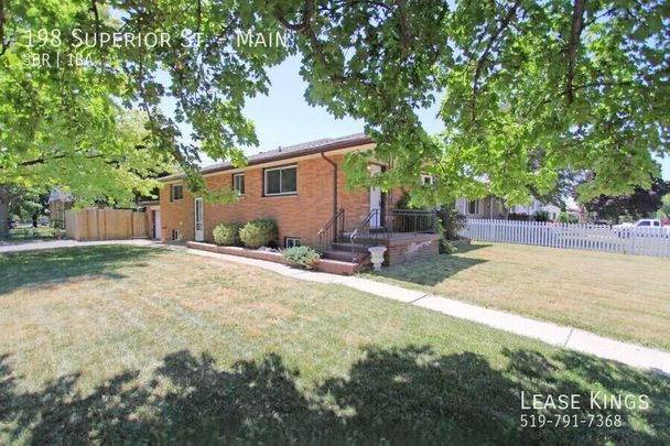 Fresh Main Floor Unit in Desirable LaSalle Neighborhood! - Photo 1