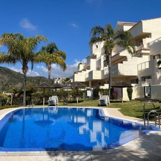 2 Bedroom Apartment For Rent in Benahavís, Málaga - Photo 1