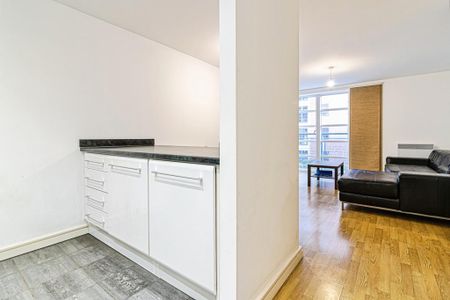 2 bedroom apartment to rent - Photo 2