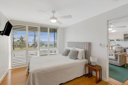 BEACHFRONT UNIT - FURNISHED AND EQUIPPED - Photo 2