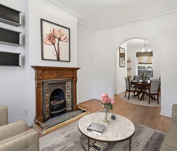 Northfield Road, Ealing, London, W13 - Photo 1