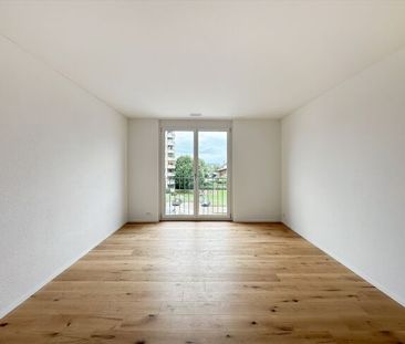 Living in a new and modern apartment - Foto 2