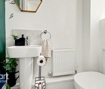 3 bedroom semi-detached house to rent - Photo 6