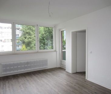 Gut aufgeteilte 2-Zi.-Whg. mit Balkon in gepflegter Lage! - Photo 1