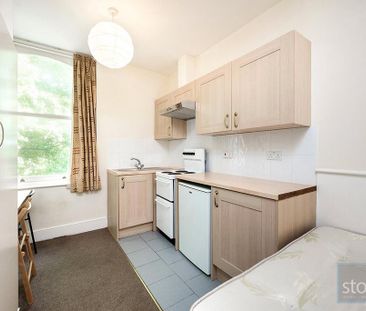 Studio to rent - Photo 3