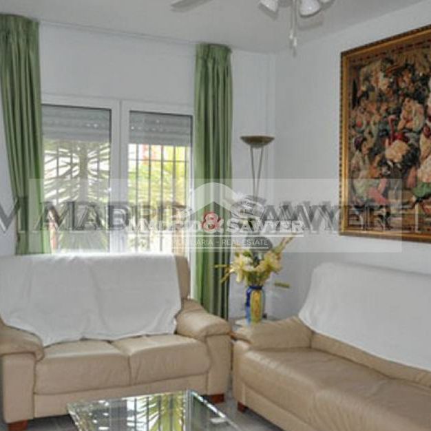 Beautiful 3 bedroom semi-detached house in Campoamor with private pool! - Photo 1